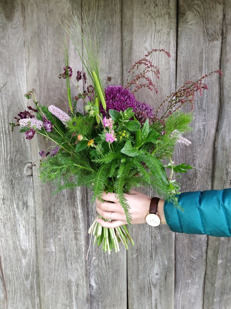 Saisonales Blumenbukett (S)